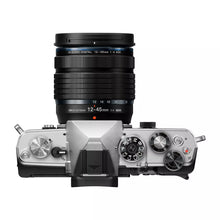 Laden Sie das Bild in den Galerie-Viewer, OM System OM-3 Silber
