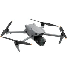 Laden Sie das Bild in den Galerie-Viewer, DJI Air 3S Fly More Combo + RC 2 Remote Controller