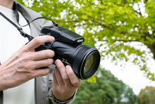 Laden Sie das Bild in den Galerie-Viewer, Nikon Coolpix P1100