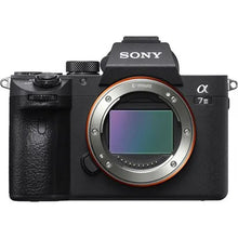 Laden Sie das Bild in den Galerie-Viewer, Sony A7 mark III + FE 28-70mm F/3.5-5.6 OSS