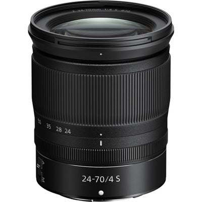 Nikon Z5 II + 24-70 mm f/4 S Objektiv