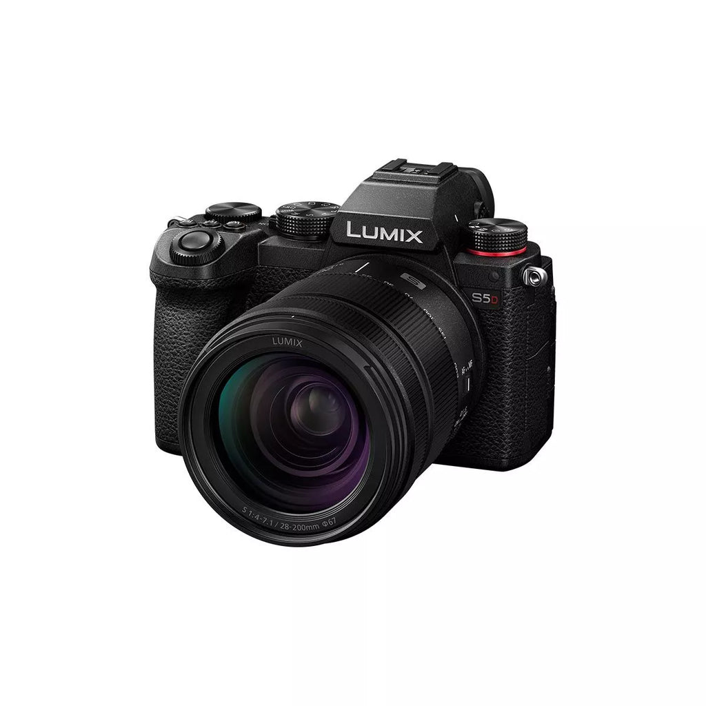 Panasonic Lumix DC-S5D+S 28–200 mm f/4.0–7.1 Makro-OIS.