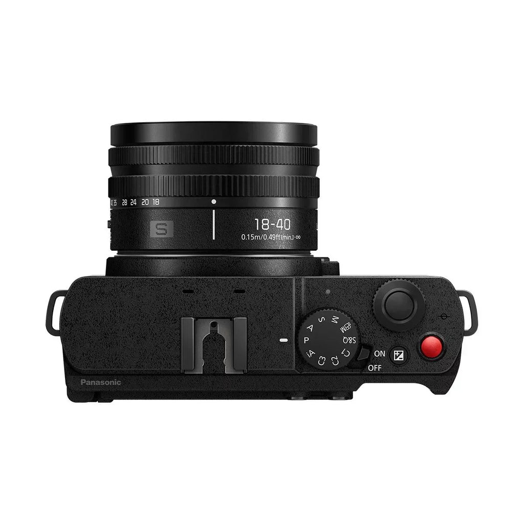 Panasonic Lumix DC-S9 (Dunkeloliv) + Lumix S 18–40 mm F/4,5–6,3