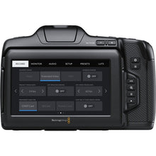 Laden Sie das Bild in den Galerie-Viewer, Blackmagic Pocket Cinema Camera 6K Pro