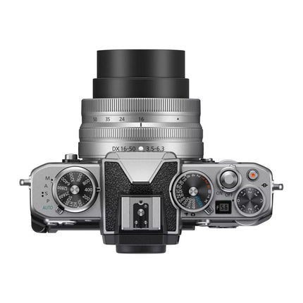 Nikon Z fc + 16-50 mm f/3.5-6.3 VR