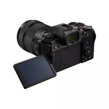 Laden Sie das Bild in den Galerie-Viewer, Panasonic Lumix DC-S5D+S 28–200 mm f/4.0–7.1 Makro-OIS.