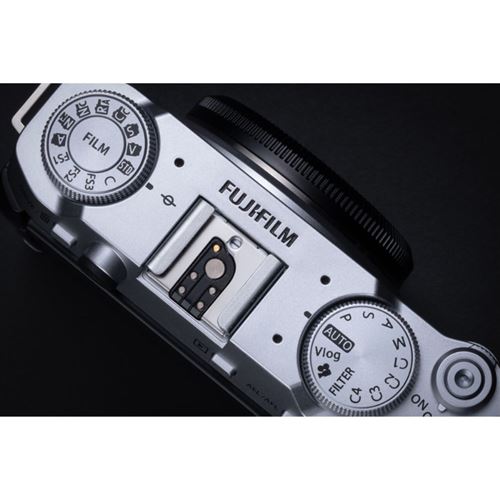 Fujifilm X-M5 Silber + Zoom