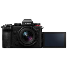 Laden Sie das Bild in den Galerie-Viewer, Panasonic LUMIX S5D + 18-40 mm F/4,5-6,3