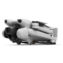Laden Sie das Bild in den Galerie-Viewer, DJI Mini 3 Fly More Combo + RC Smart controller