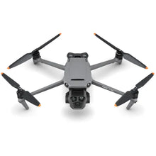 Laden Sie das Bild in den Galerie-Viewer, DJI Mavic 3 Pro Fly More Combo + Controlador inteligente RC