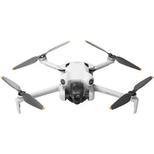 Laden Sie das Bild in den Galerie-Viewer, DJI Mini 4 Pro Fly More Combo + Smart Controller