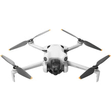 Laden Sie das Bild in den Galerie-Viewer, DJI Mini 4 Pro + Smart Controller